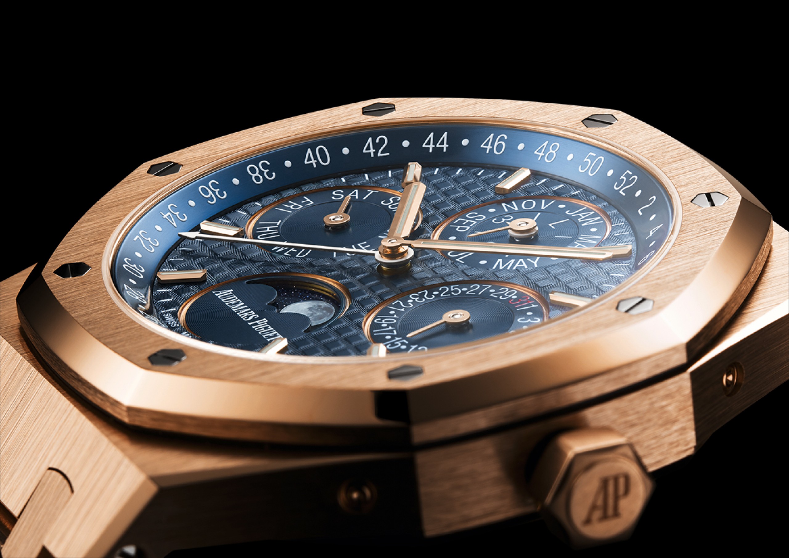 Часы швейцарской фирмы audemars piguet. Швейцарские часы Audemars Piguet. Audemars Piguet Royal Oak. Audemars Piguet Perpetual Calendar. Audemars Piguet Royal Oak Quantieme Perpetual.