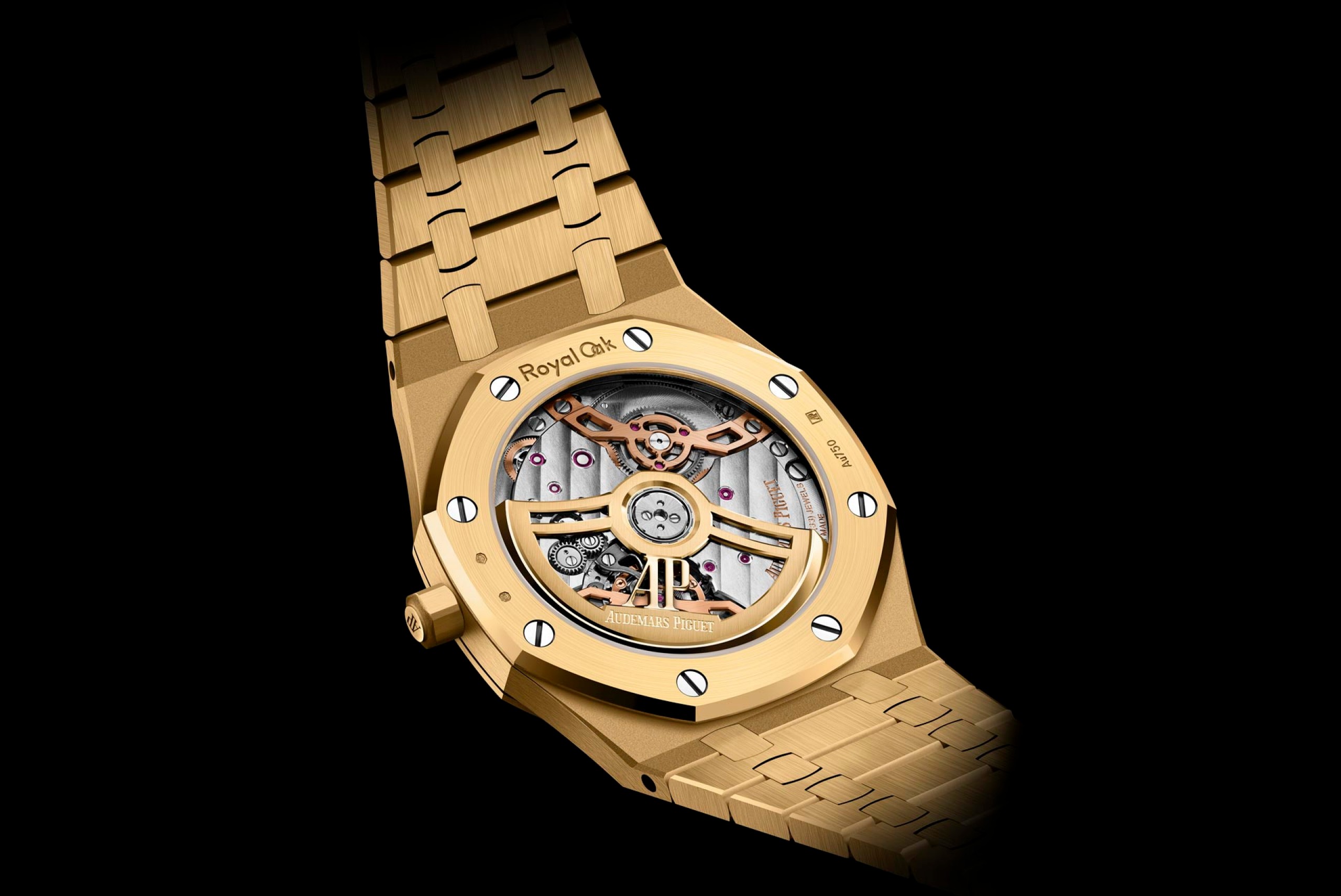 Close up of a Royal Oak backcase.