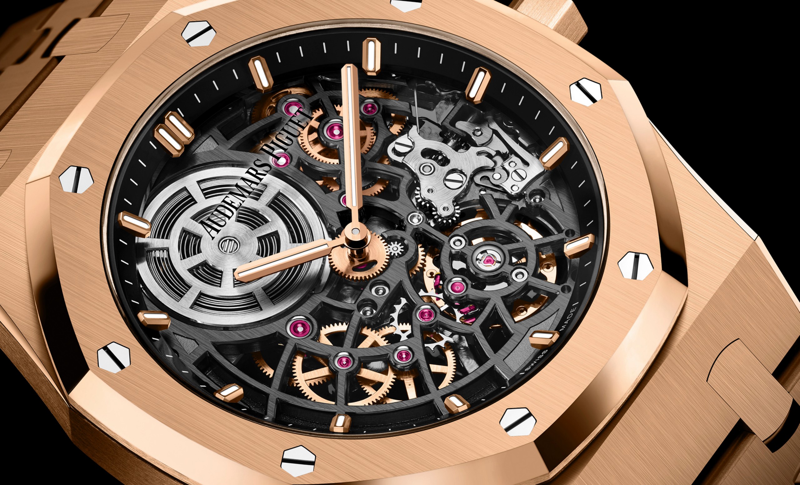 Close up of a Royal Oak « Jumbo » Extra-Thin