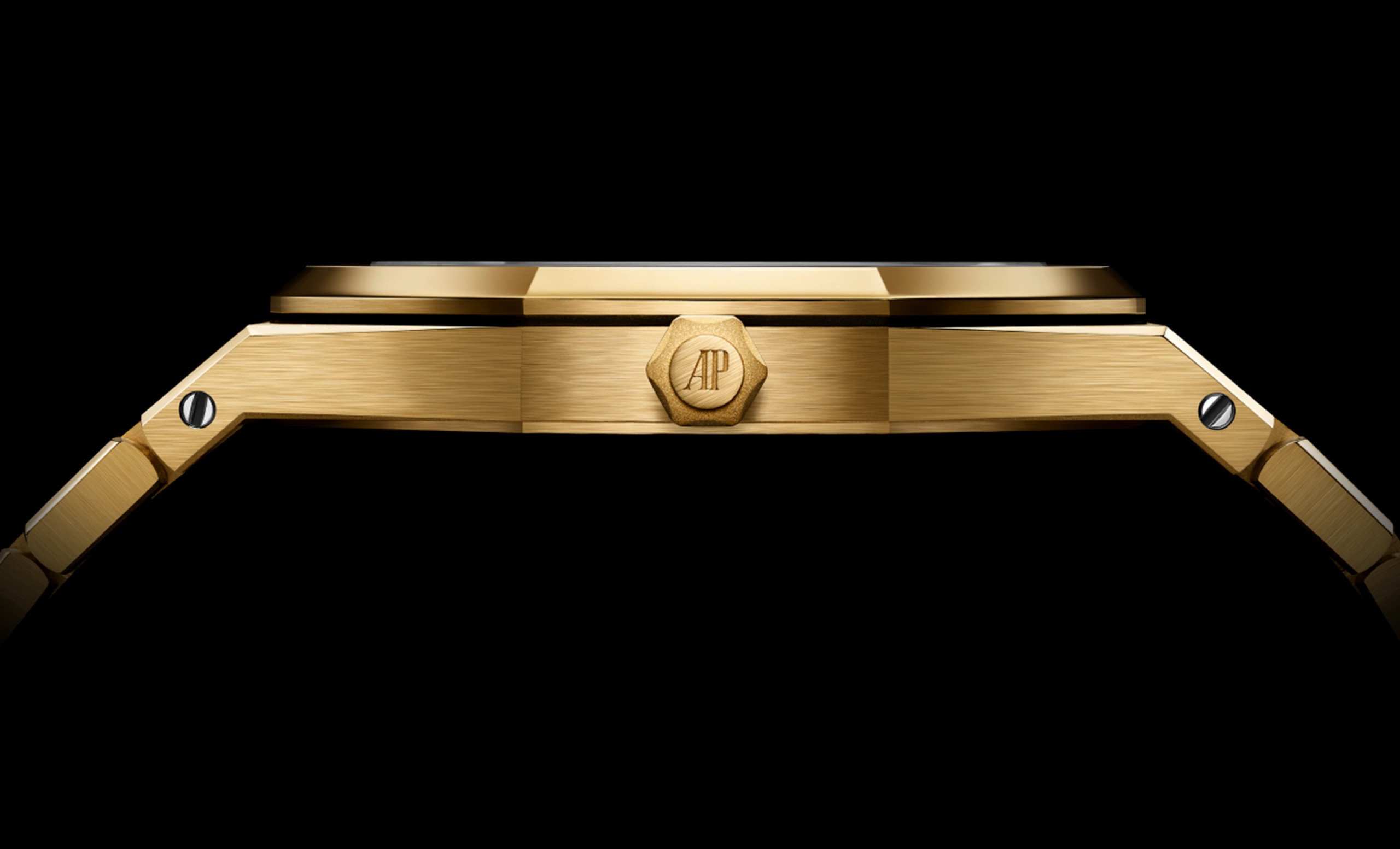 Close up of a Royal Oak « Jumbo » Extra-Thin case.