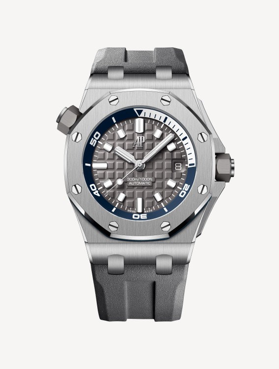 Audemars Piguet ROYAL OAK JUMBO EXTRA THIN 39MM IN ACCIAIO REF. 15202ST