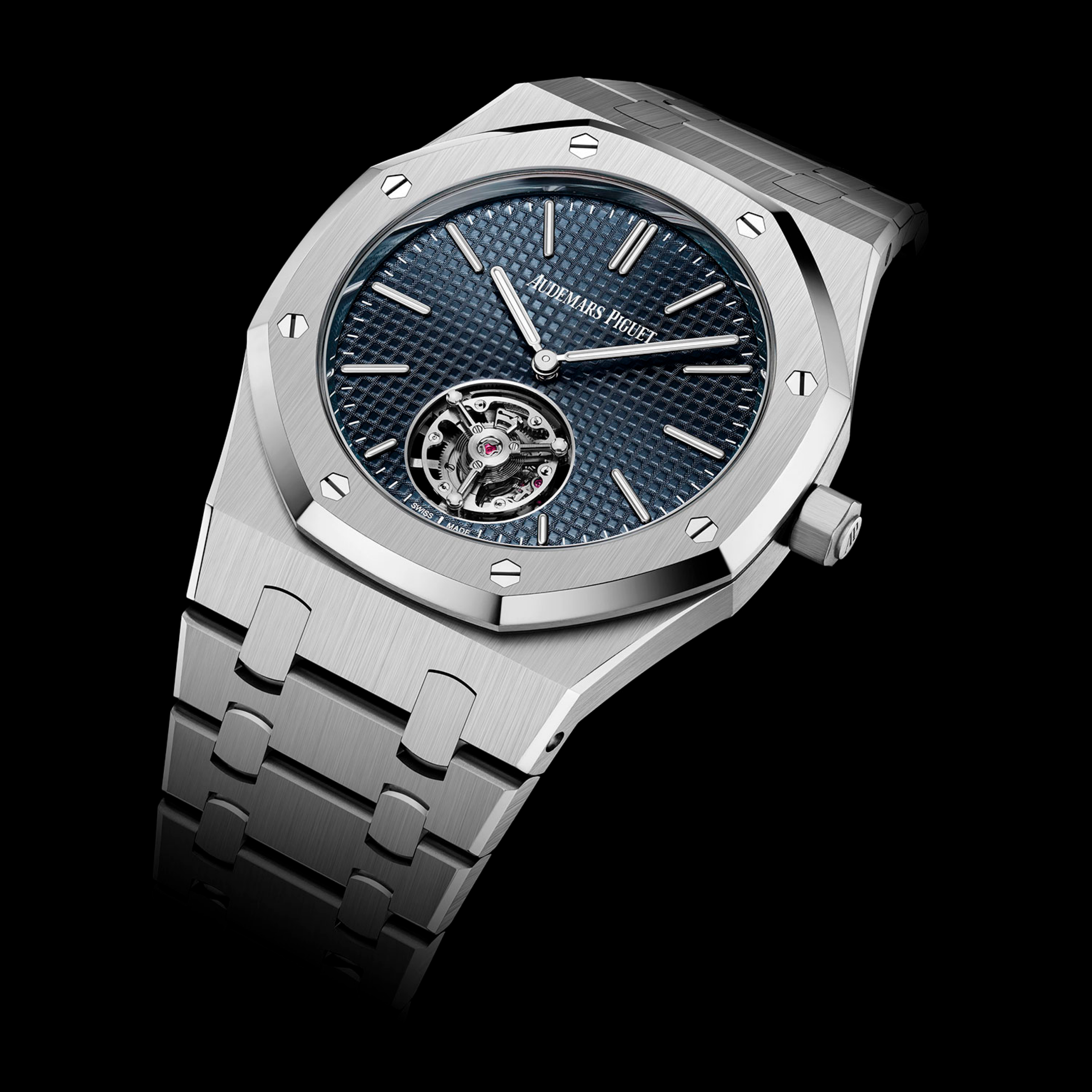A Royal Oak Selfwinding Flying Tourbillon Extra-Thin (RD#3) watch in 39 mm.