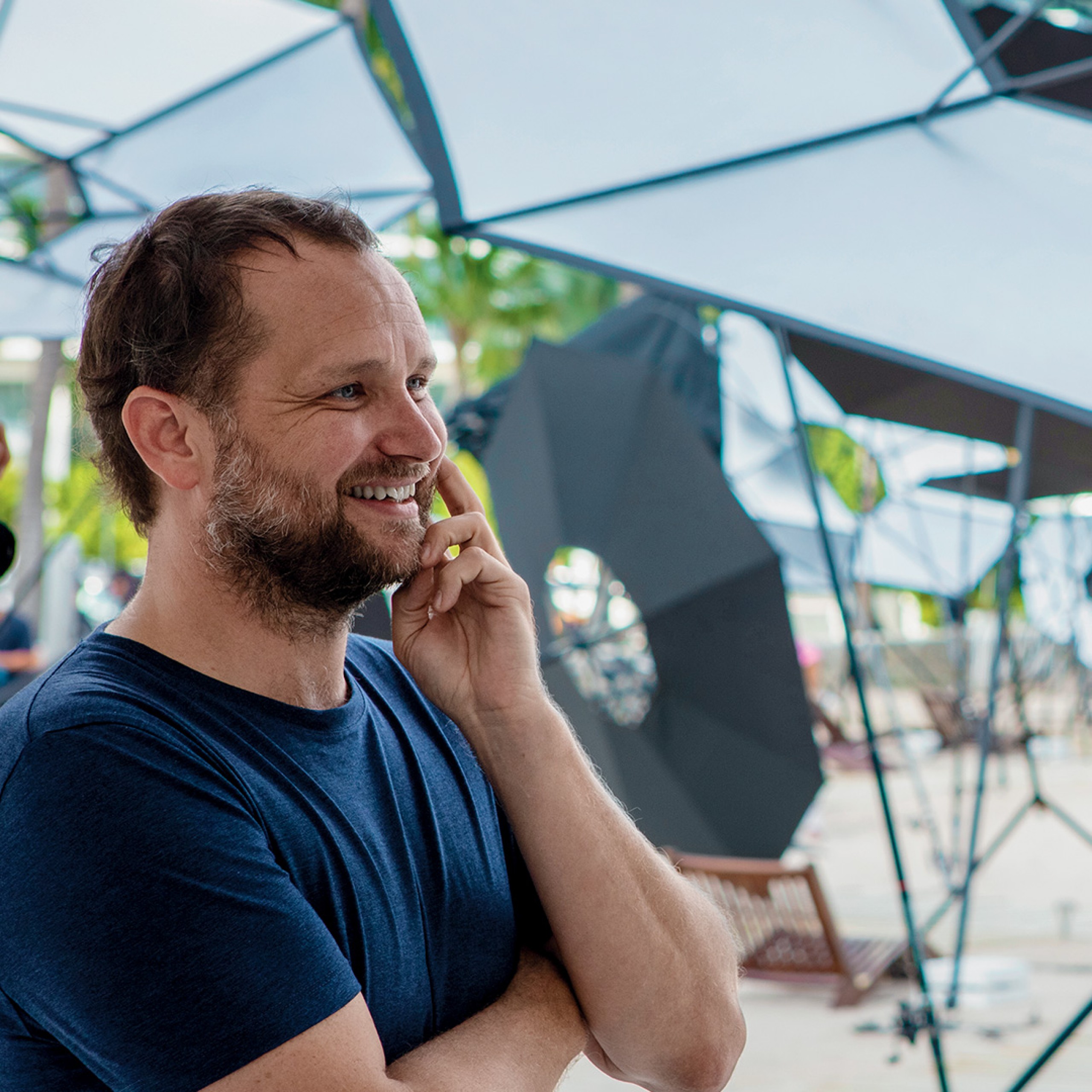 Portrait of Tomás Saraceno.