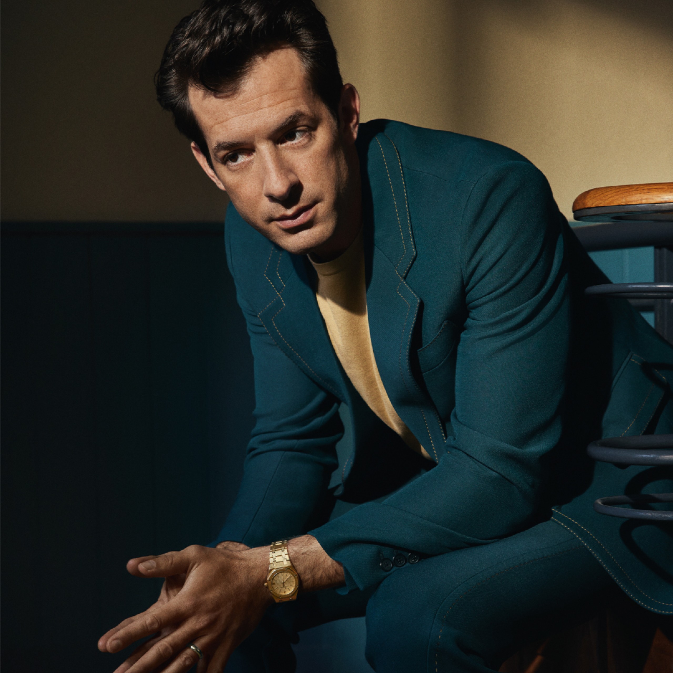 Mark Ronson wearing a Royal Oak watch