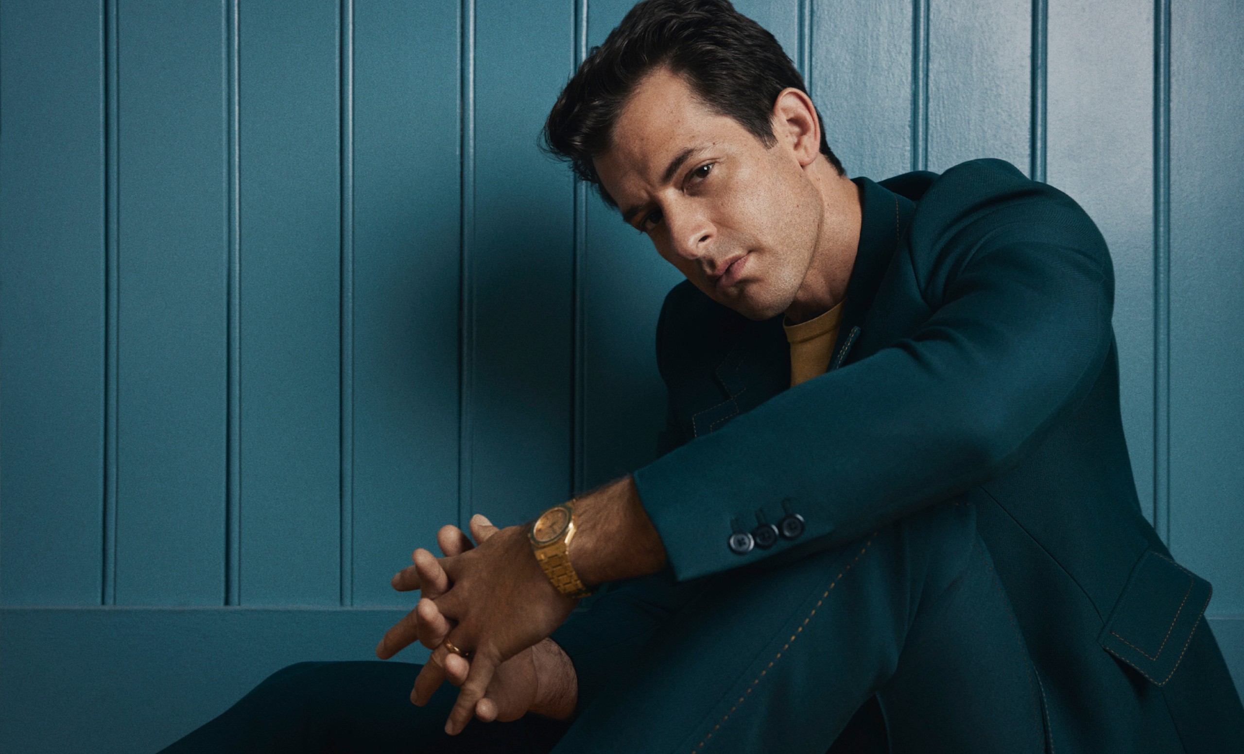 Mark Ronson portant une montre Royal Oak.
