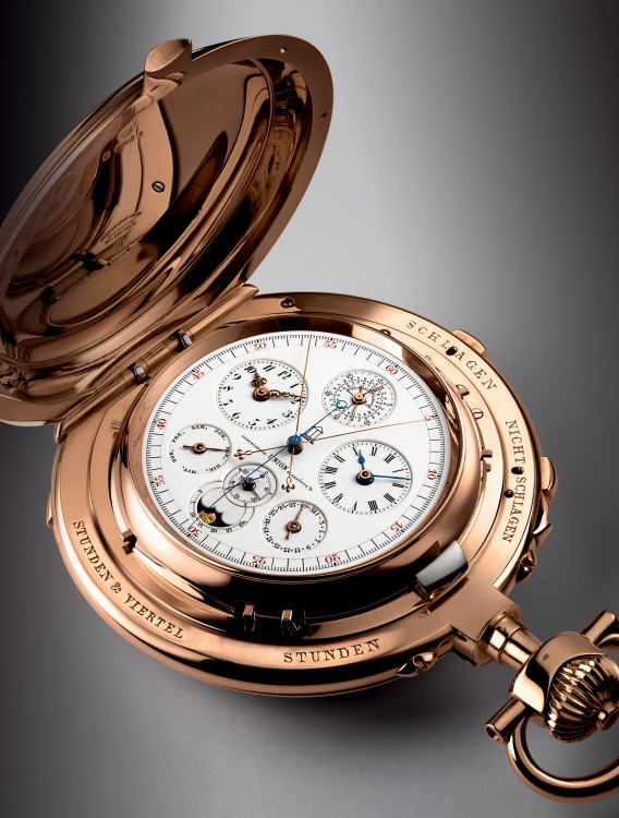 The Universelle simply complicated